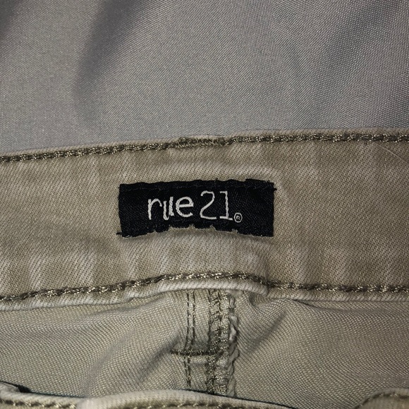 *SOLD! Light green jeans - Picture 7 of 10